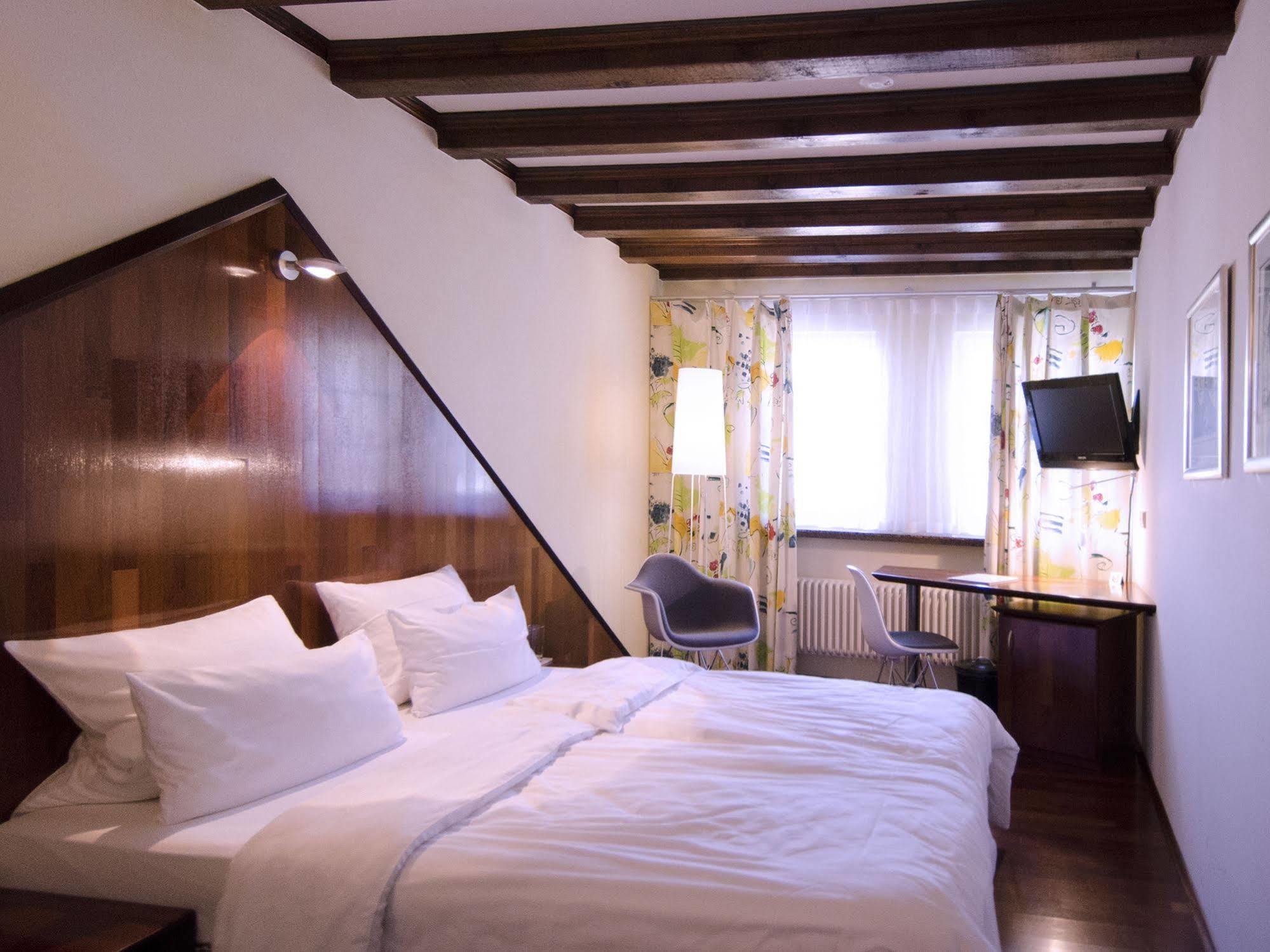 Hotel Scholl Schwaebisch Hall Ngoại thất bức ảnh